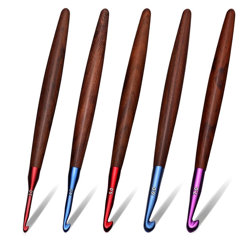 Wooden Crochet Hooks Ergonomic Handle - خطافات كروشيه بمقبض خشبي مريح A59Z