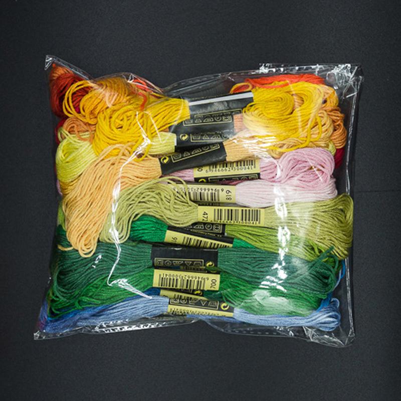 Cotton Embroidery Thread Skeins - خيوط قطنية متعددة الألوان C 24/100/50