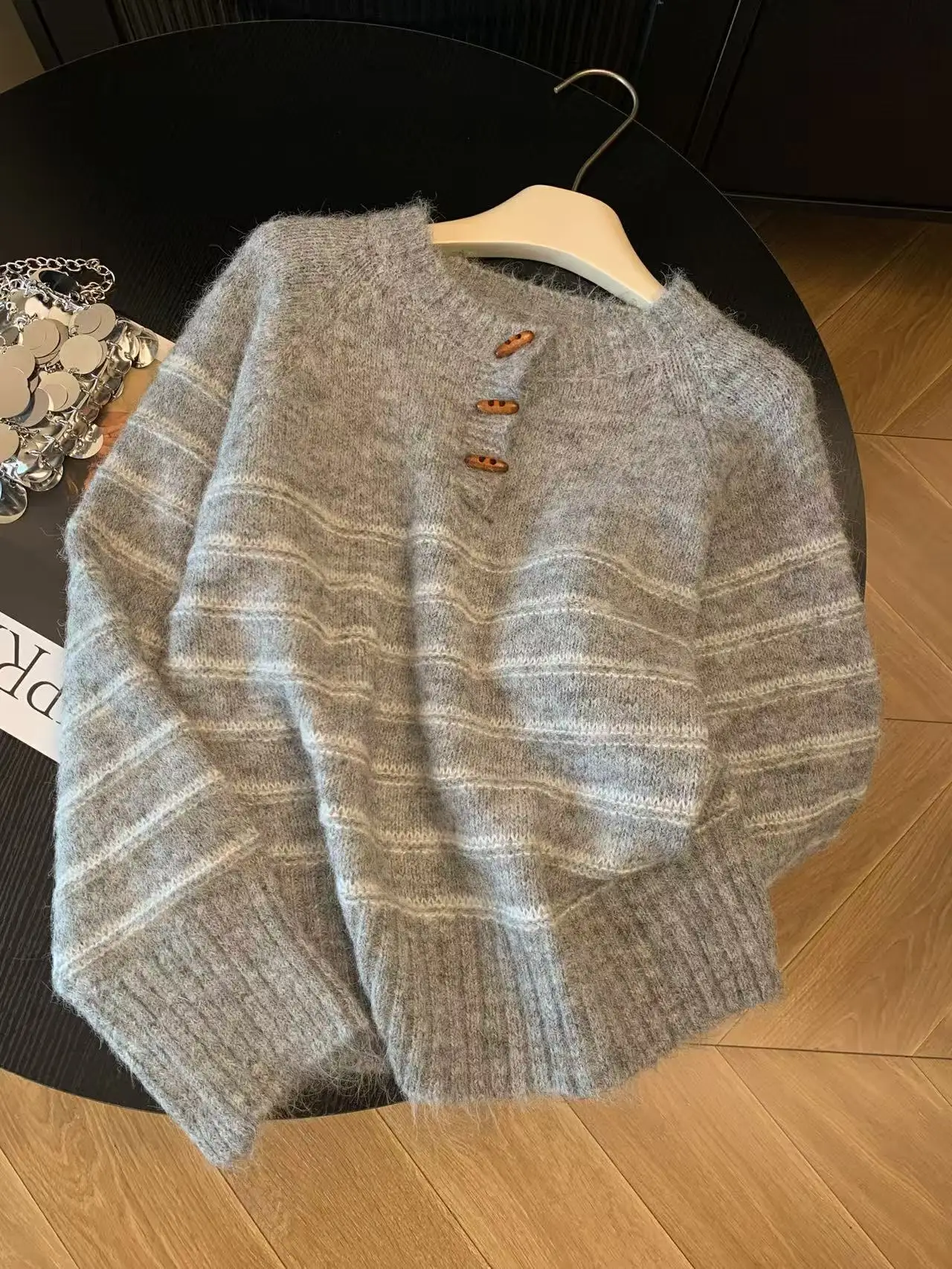 سترة نسائية مخططة من الصوف وال - مراجعة Embroidery وسعره