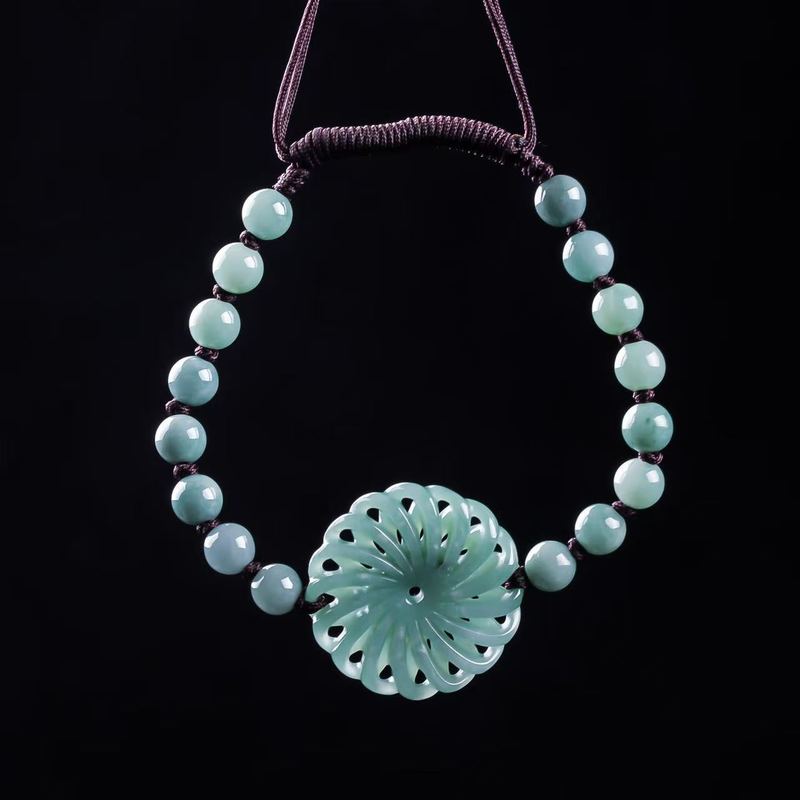 سوار من اليشم الطبيعي من الدرج - مراجعة Beading وسعره