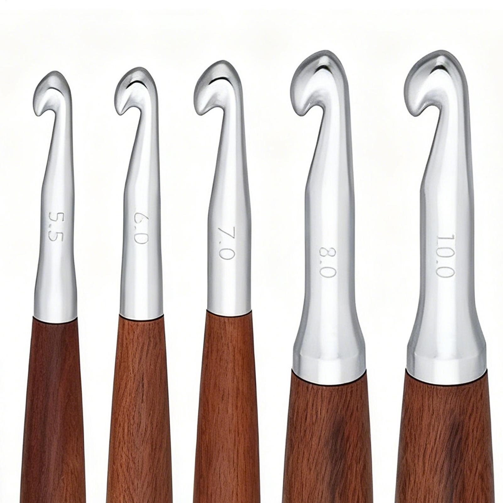 8 قطع من إبر الكروشيه بأحجام م - مراجعة Wooden Crochet Hooks Ergonomic Handle وسعره